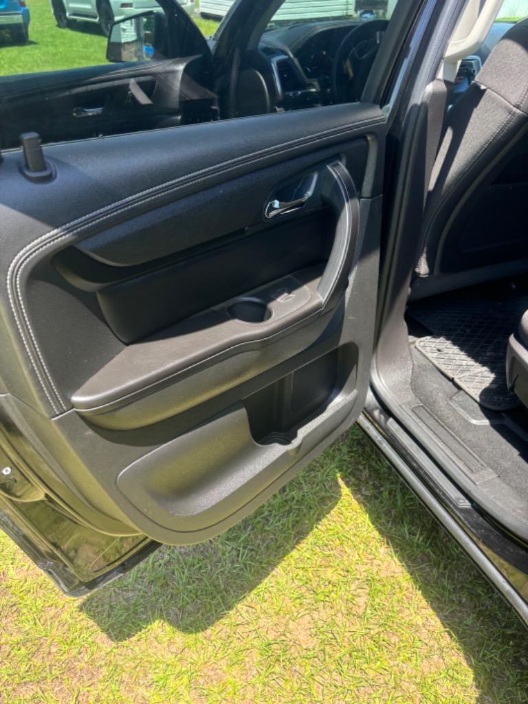 2016 Gmc Acadia SLE photo 24