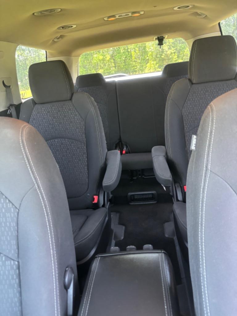 2016 Gmc Acadia SLE photo 15
