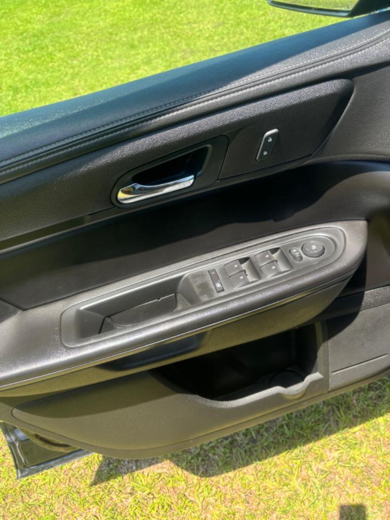 2016 Gmc Acadia SLE photo 31