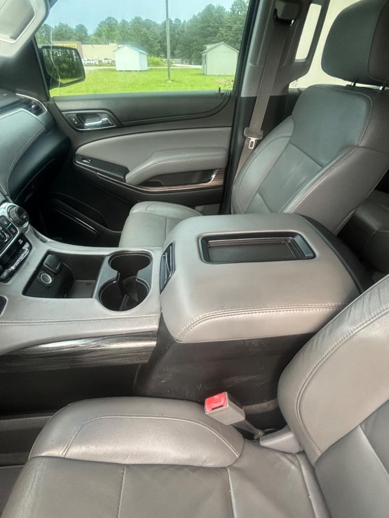 2015 Chevrolet Tahoe LT photo 16