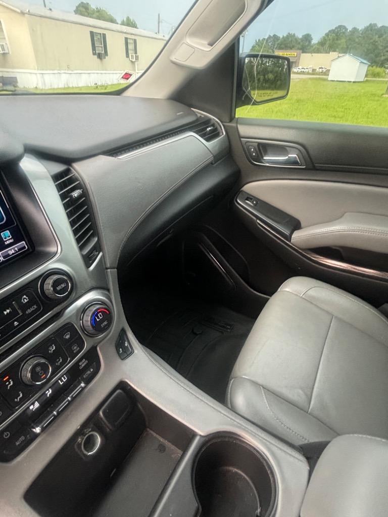 2015 Chevrolet Tahoe LT photo 18