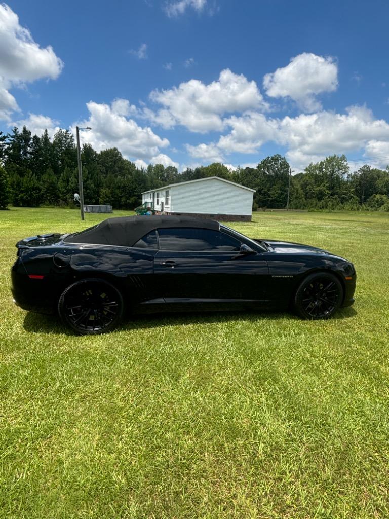 2011 Chevrolet Camaro SS photo 12
