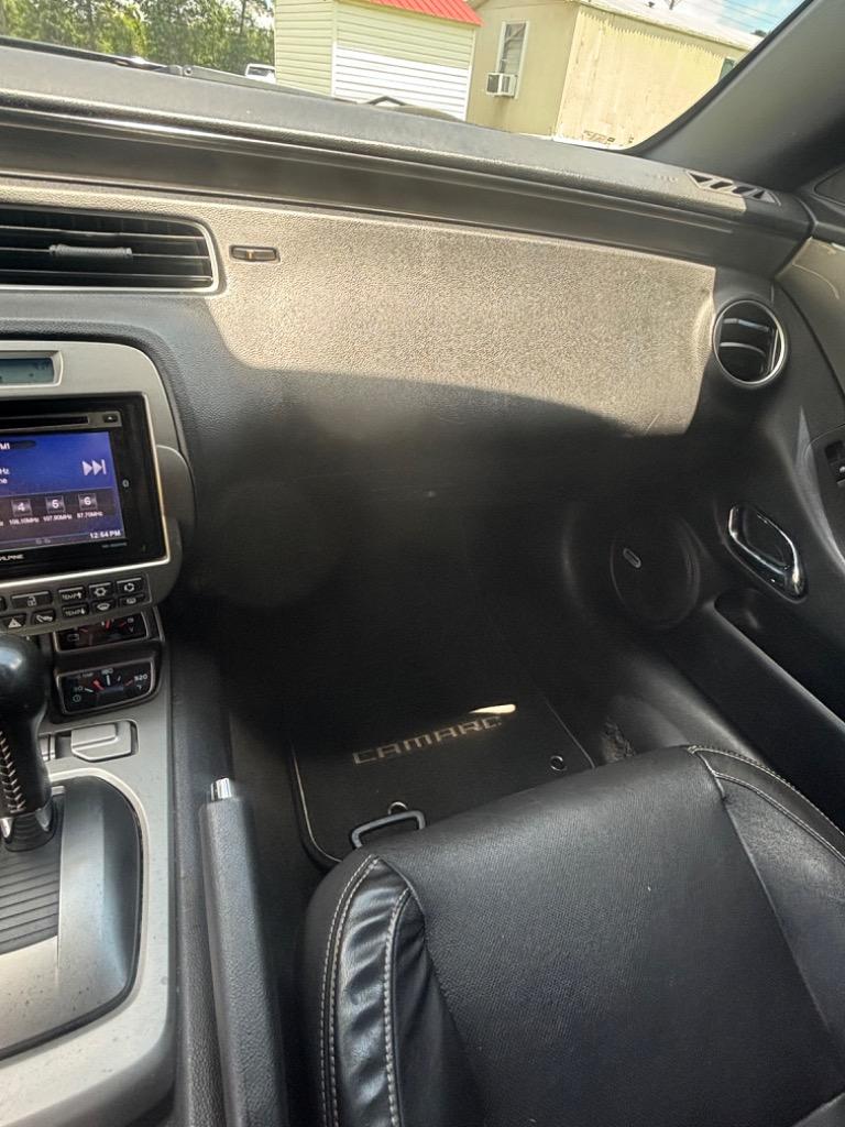 2011 Chevrolet Camaro SS photo 21
