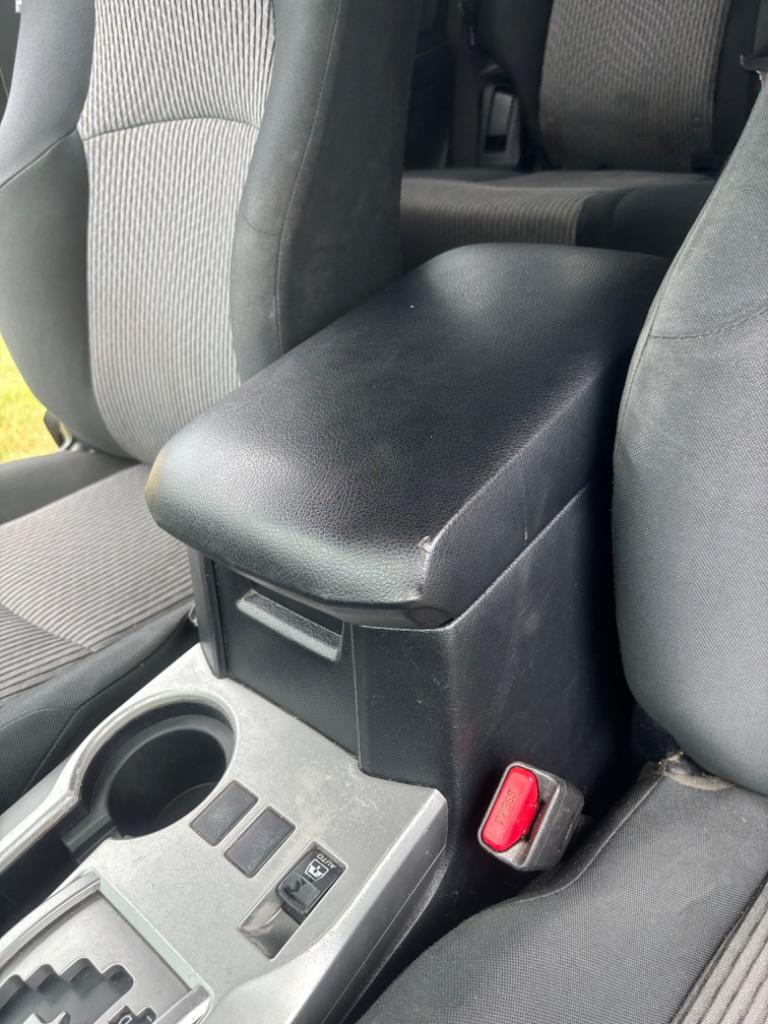 2018 Toyota 4Runner SR5 - Photo 20