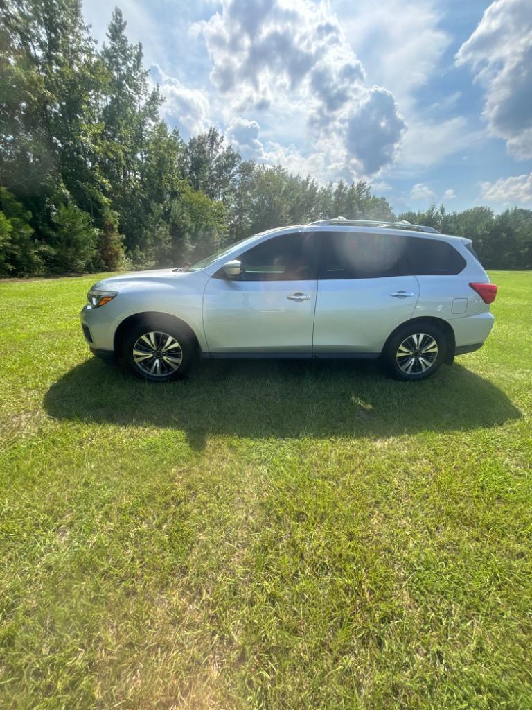 2017 Nissan