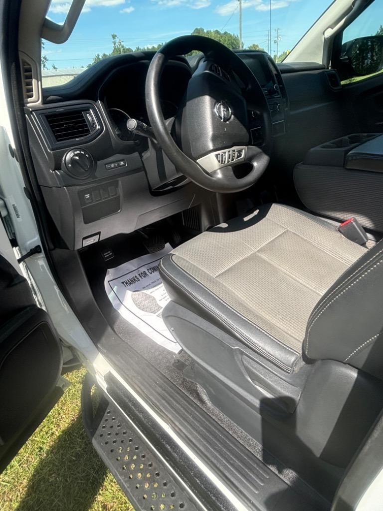 2021 Nissan Titan S - Photo 12