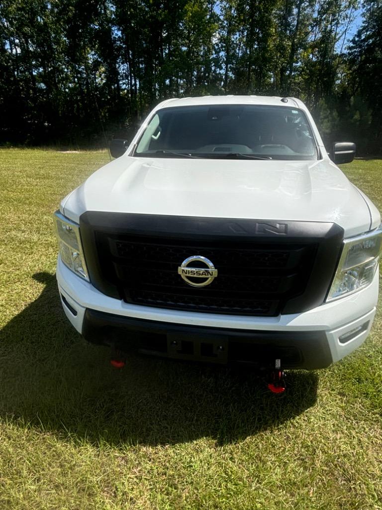 2021 Nissan Titan S - Photo 6