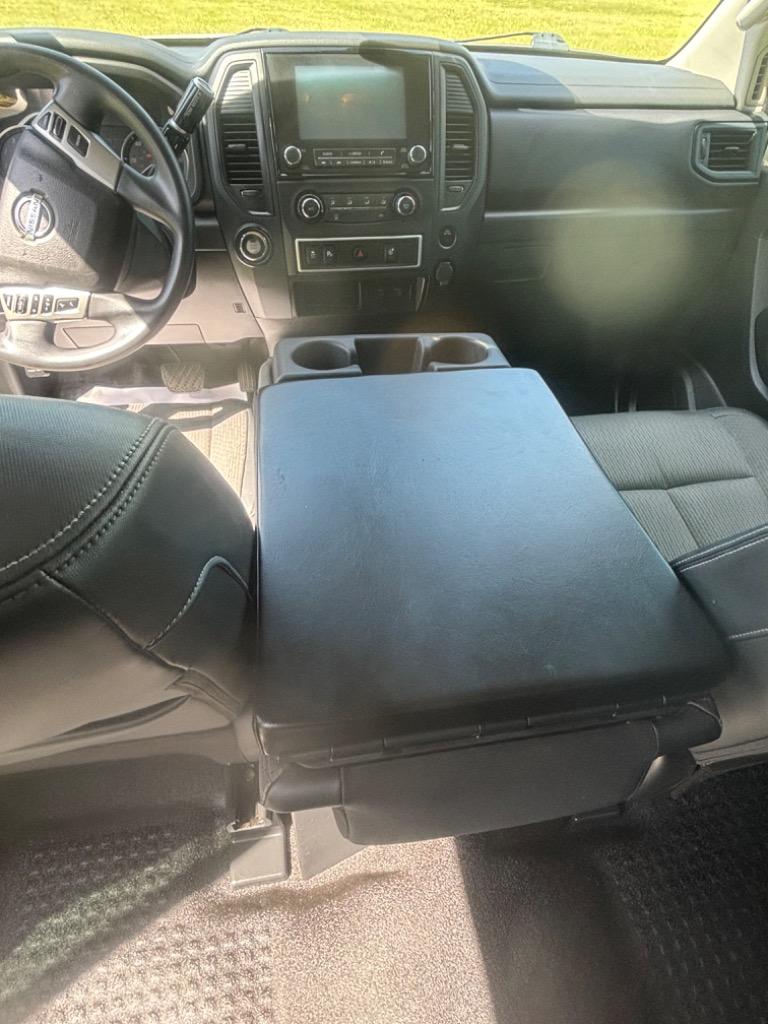 2021 Nissan Titan S - Photo 25